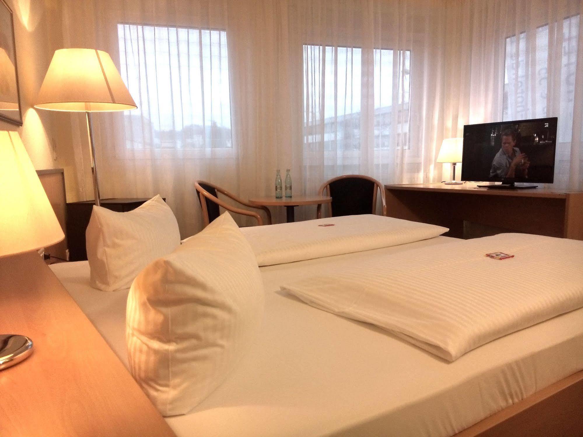 Central Hotel Winnenden Luaran gambar